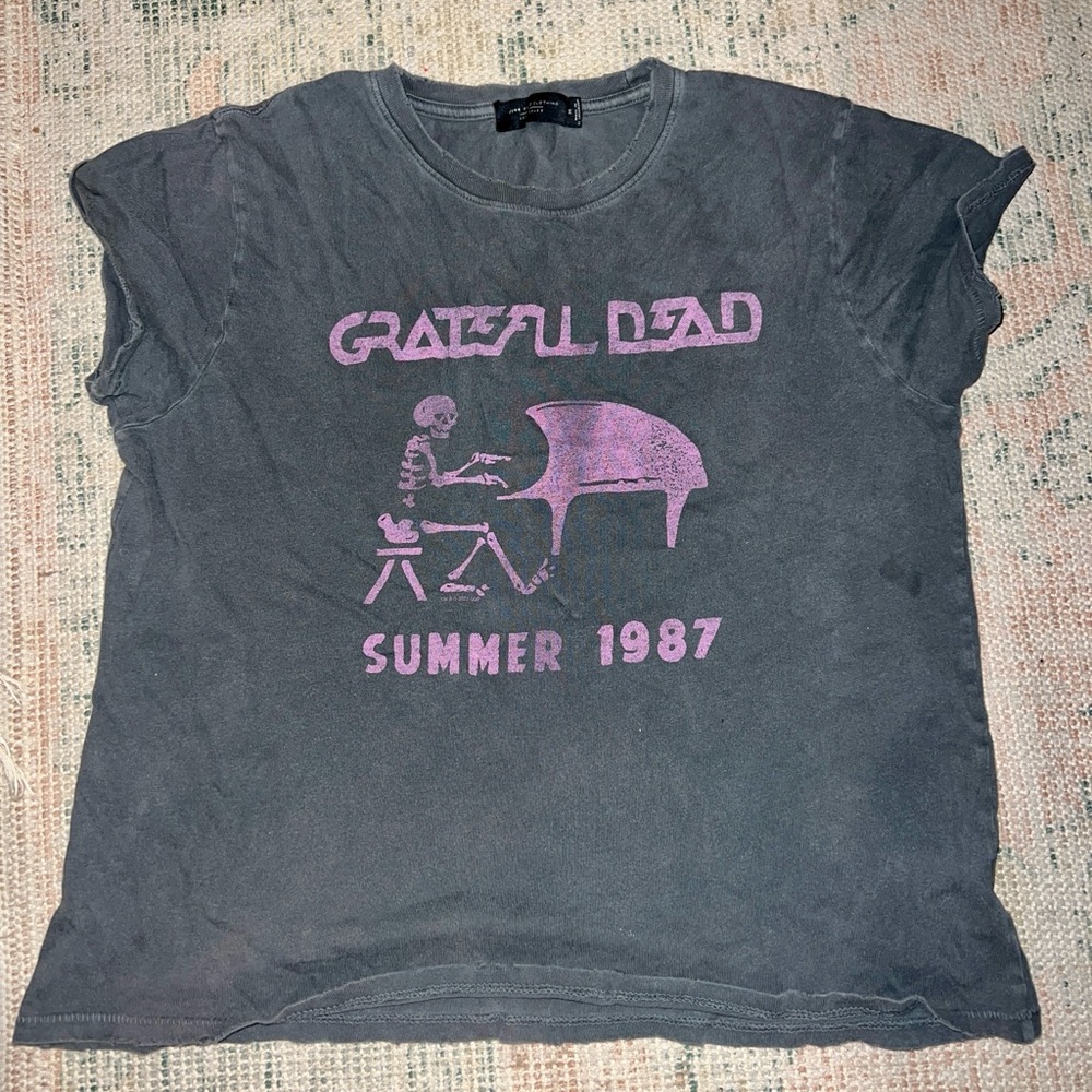 Junk Food Clothing Gray and Pink Vintage Graphic Tee